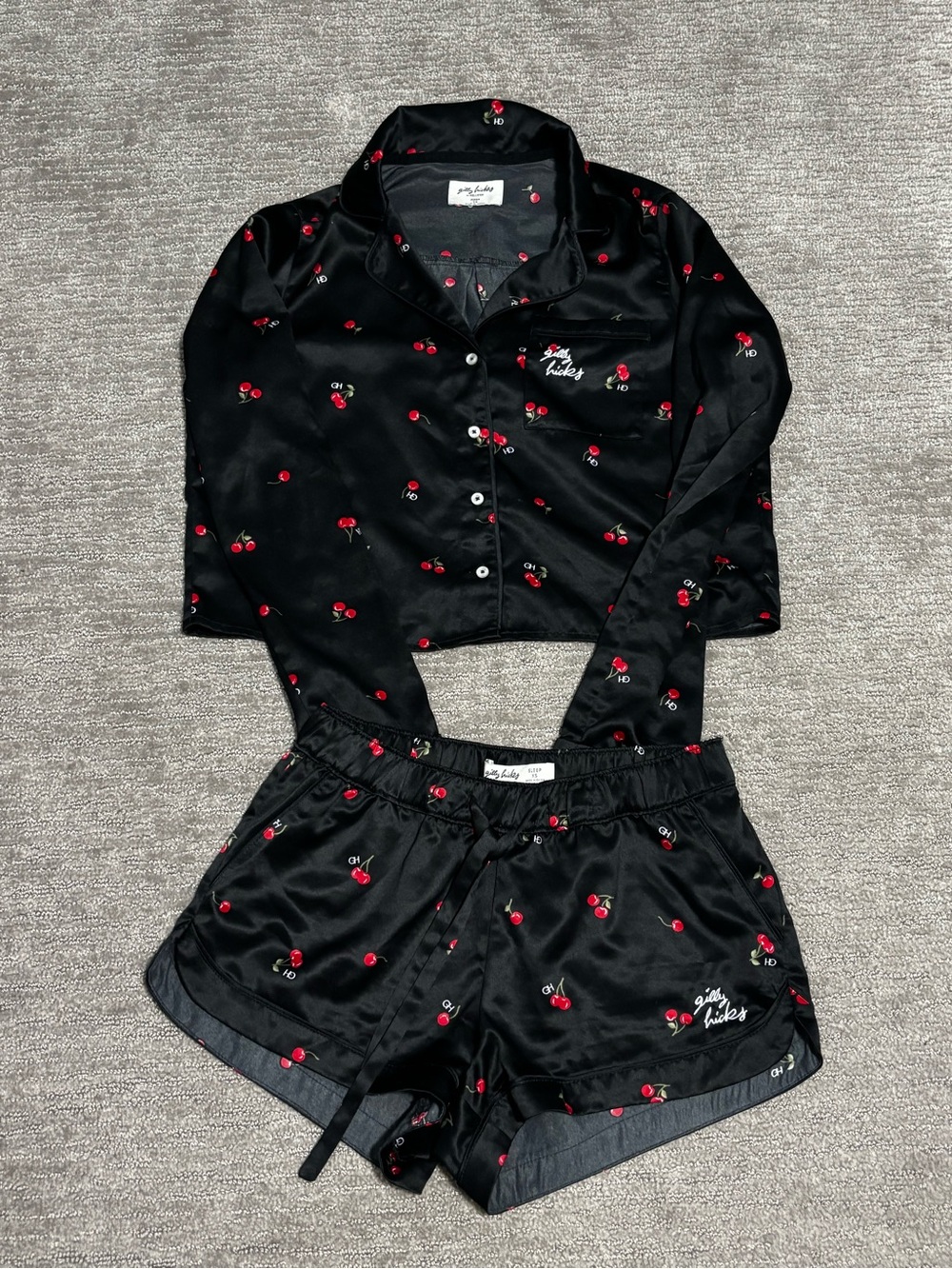 Hollister gilly hicks satin pj set